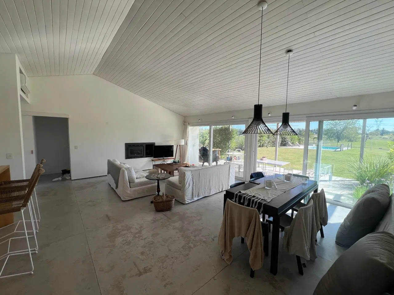 Casa en venta 4 ambientes Medal Country Club Pilar luminosa 5