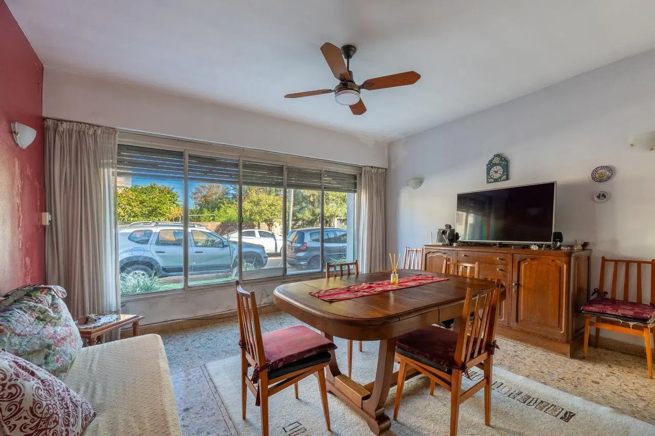 Venta Casa 3 ambientes Martinez Lote Propio Jardin Cochera 3