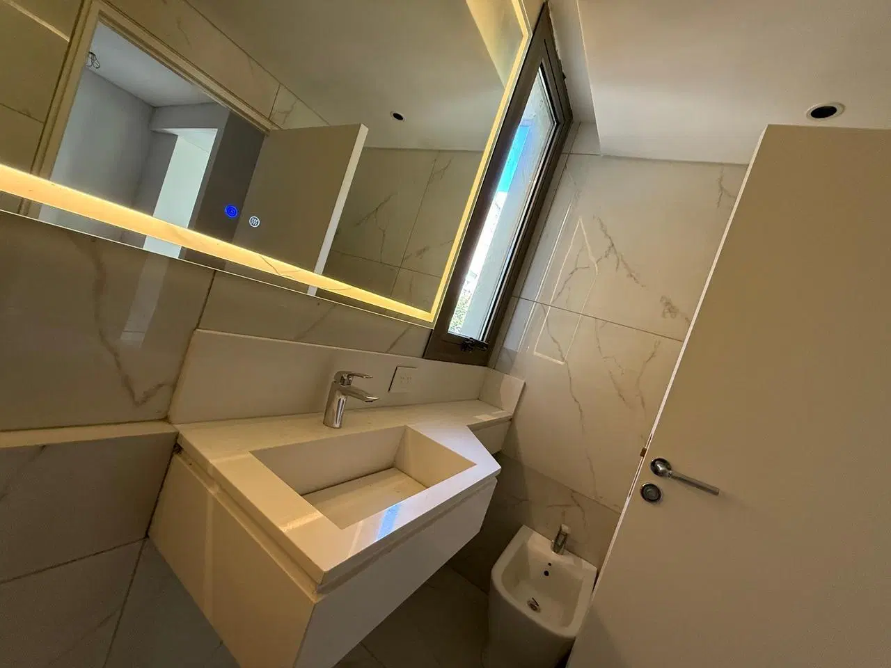 Venta Departamento 3 Ambientes en DOME Cabello Apartments 2