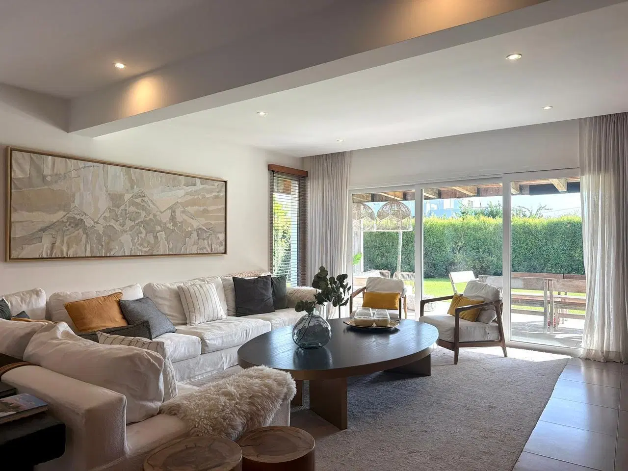 Venta de casa 5 ambientes Barrio Ayres Plaza 3