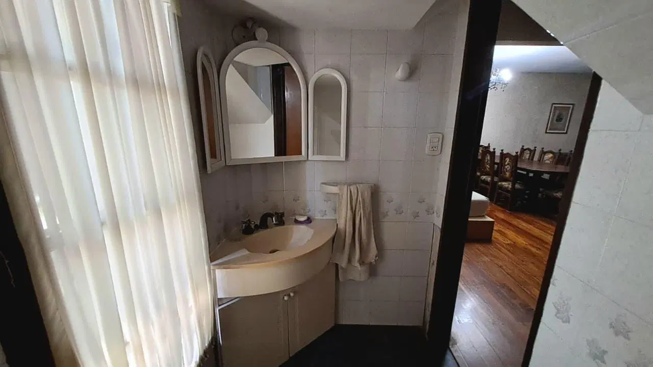 Venta Casa 4 Ambientes Castelar Jardín 8