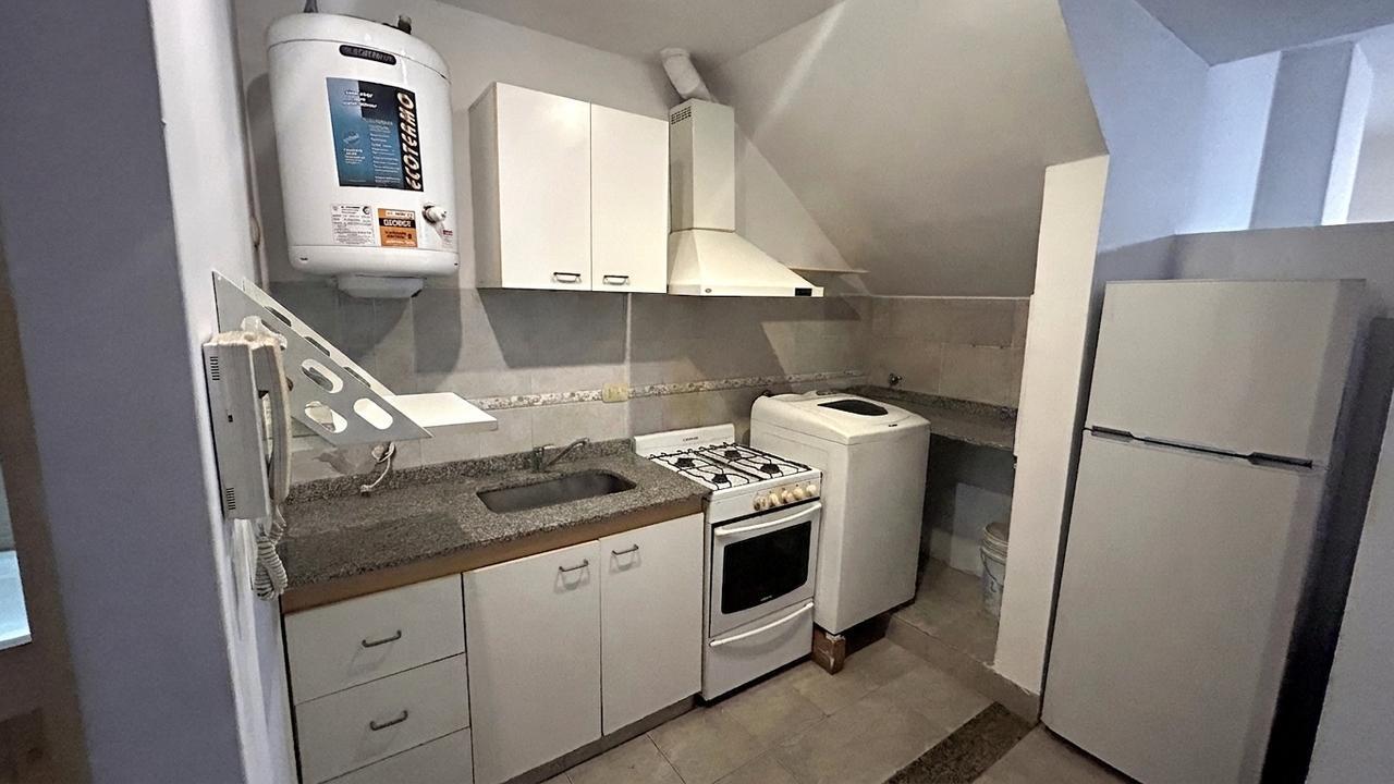 Foto de Venta PH 2 Ambientes Villa Pueyrredon, imagen 4