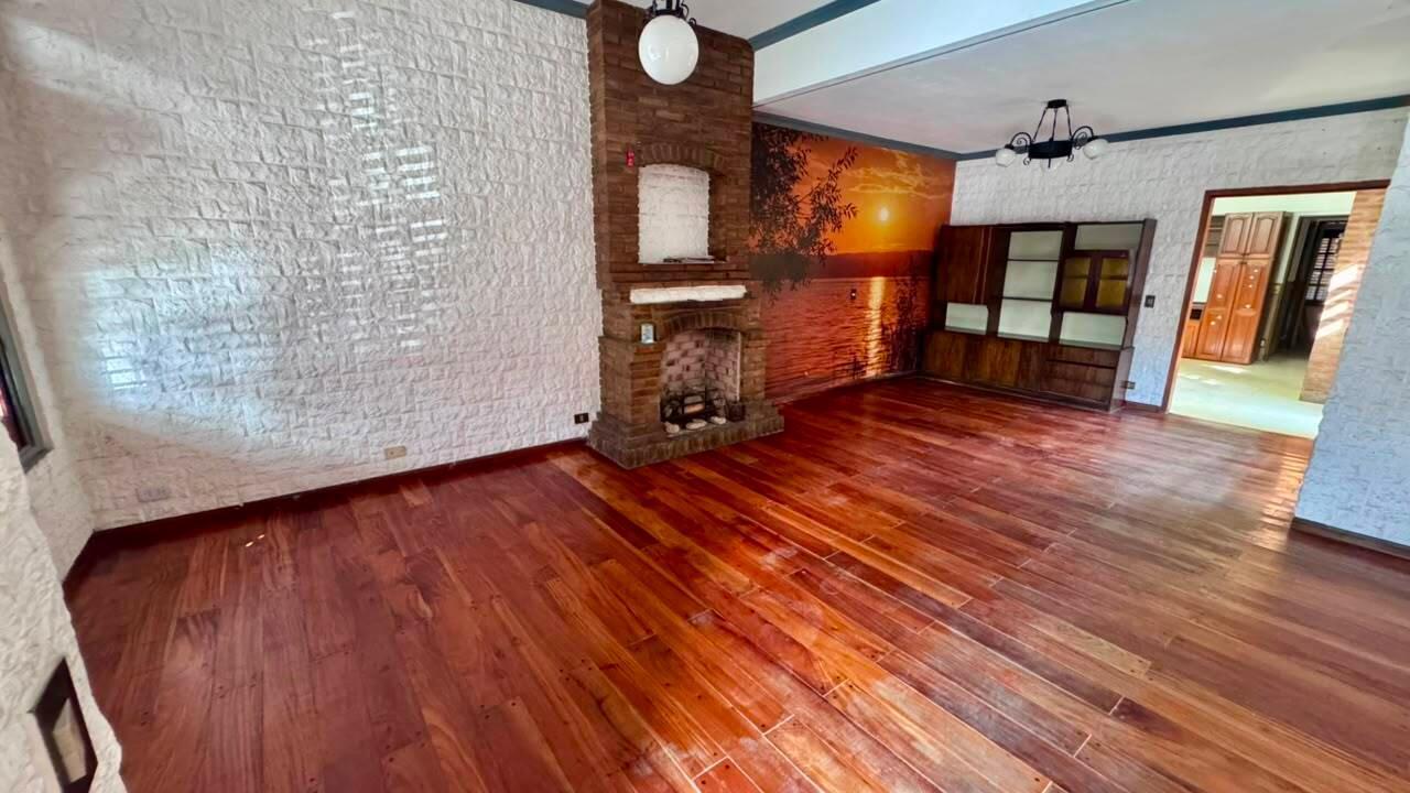 Foto de Venta de Casa Multifamiliar de 6 ambientes en Villa Soldati. Cochera +, imagen 3