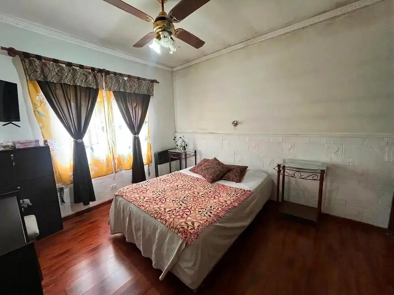 Foto de Venta casa 4 ambientes en Castelar, imagen 2