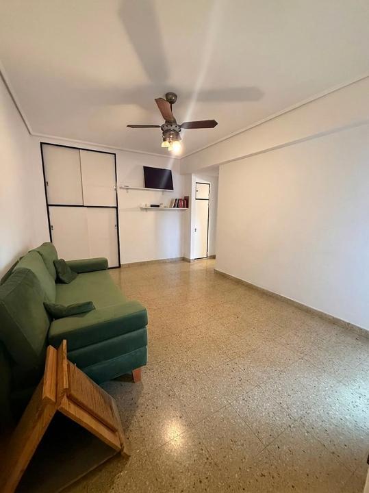 Foto de Departamento en Alquiler 2 ambientes 38m2 Parque Patricios Urquiza 1100, imagen 2