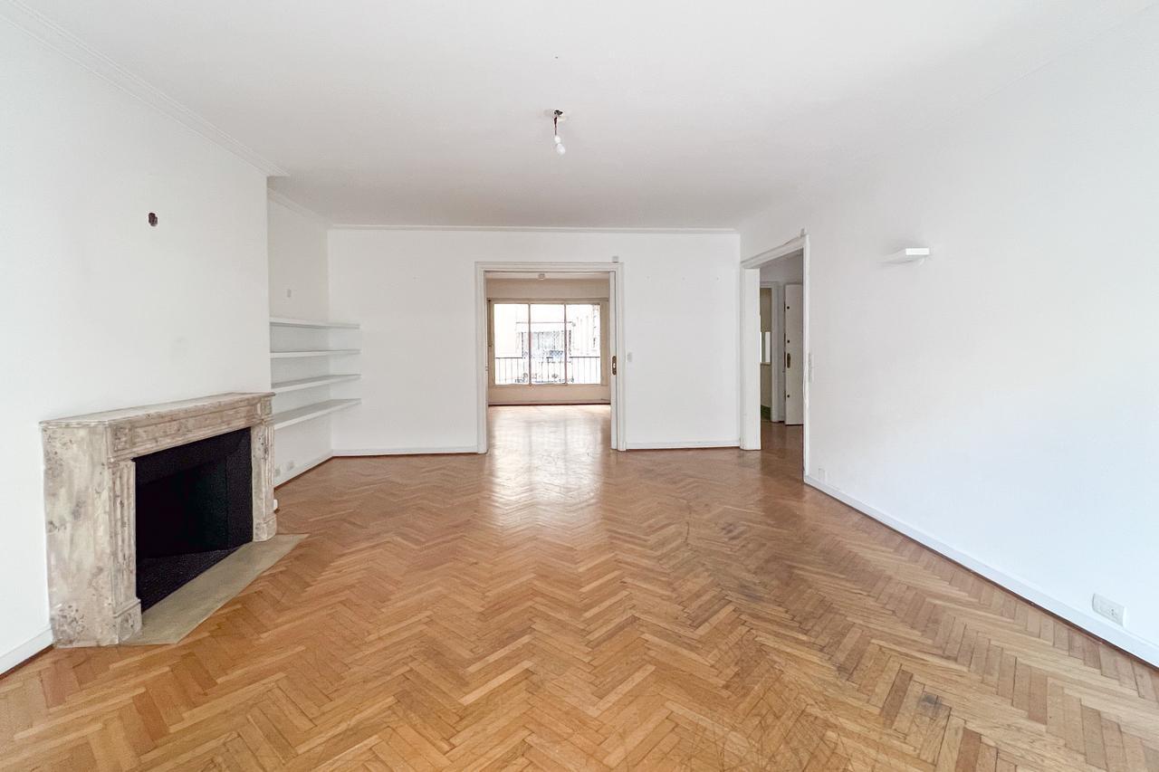 Foto de Imponente Departamento 7 ambientes en Venta en Barrio Norte - Cochera, imagen 5