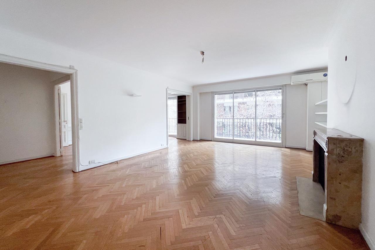Foto de Imponente Departamento 7 ambientes en Venta en Barrio Norte - Cochera, imagen 1