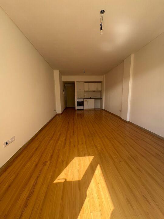 Foto de Departamento Monoambiente de 32,5 m² Cub. en Venta, Almagro, imagen 1
