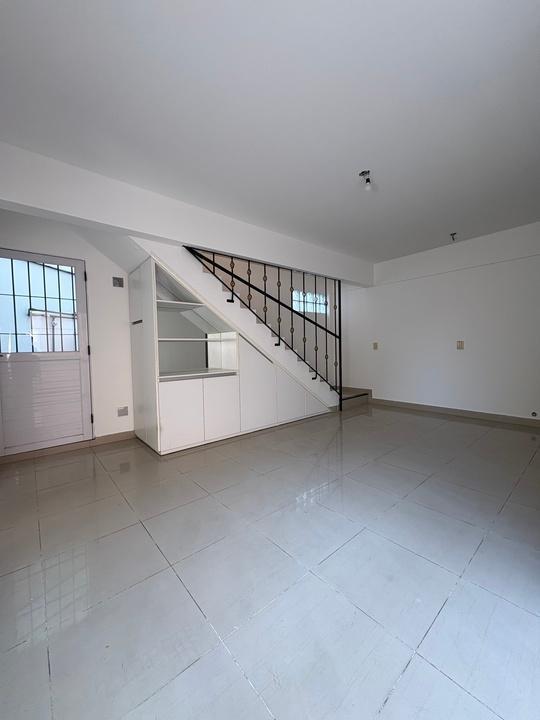 Foto de PH en venta 3 ambientes Parque Patricios nuevo con dos patios, imagen 2