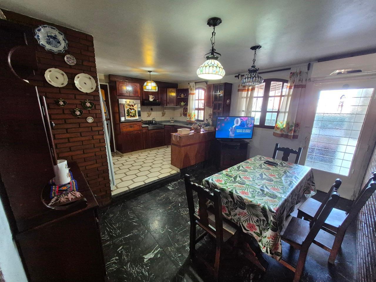 Foto de Venta hermoso PH 3 ambientes, con quincho y parrilla en Gerli, imagen 4