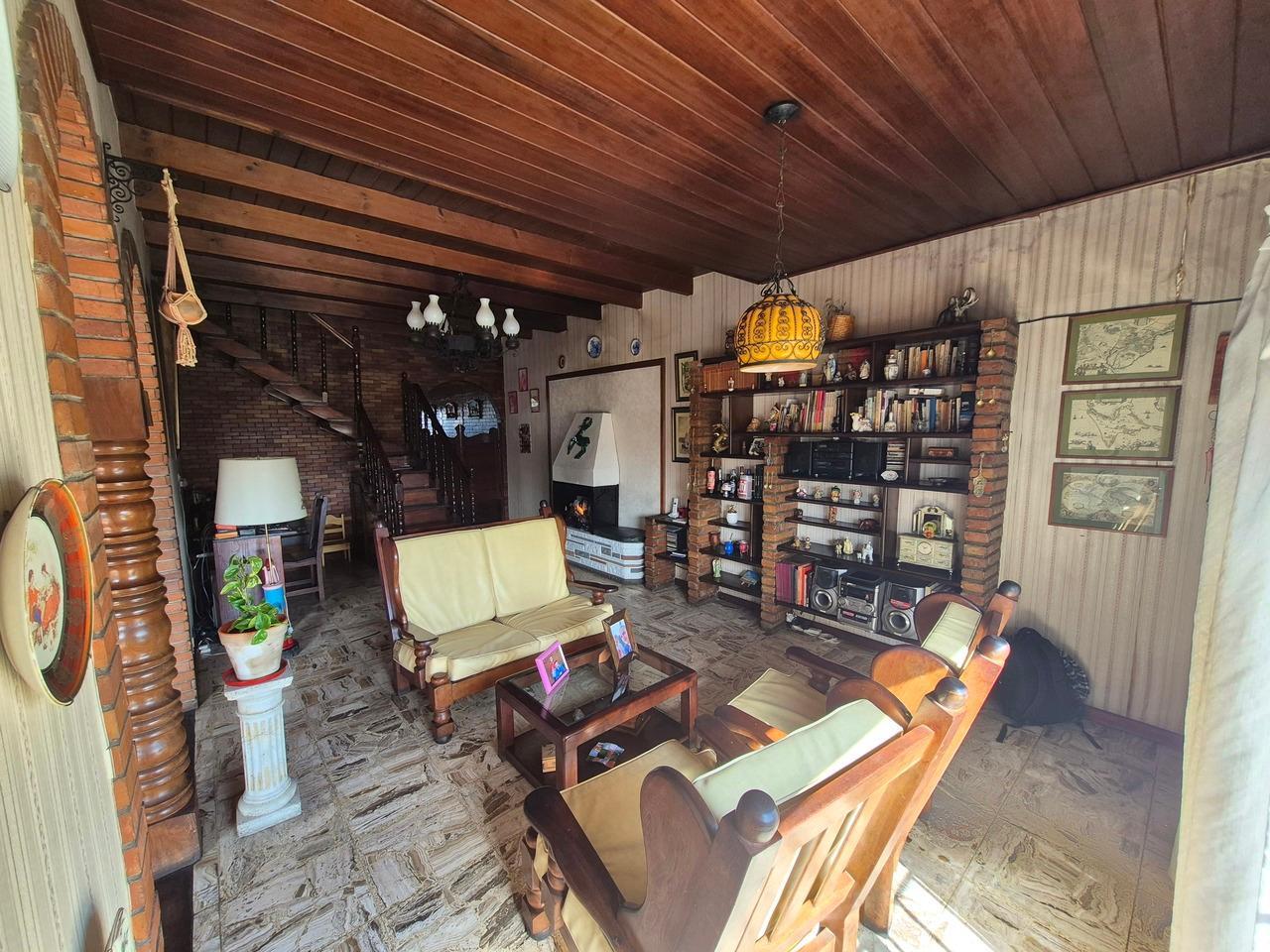 Foto de Venta hermoso PH 3 ambientes, con quincho y parrilla en Gerli, imagen 1
