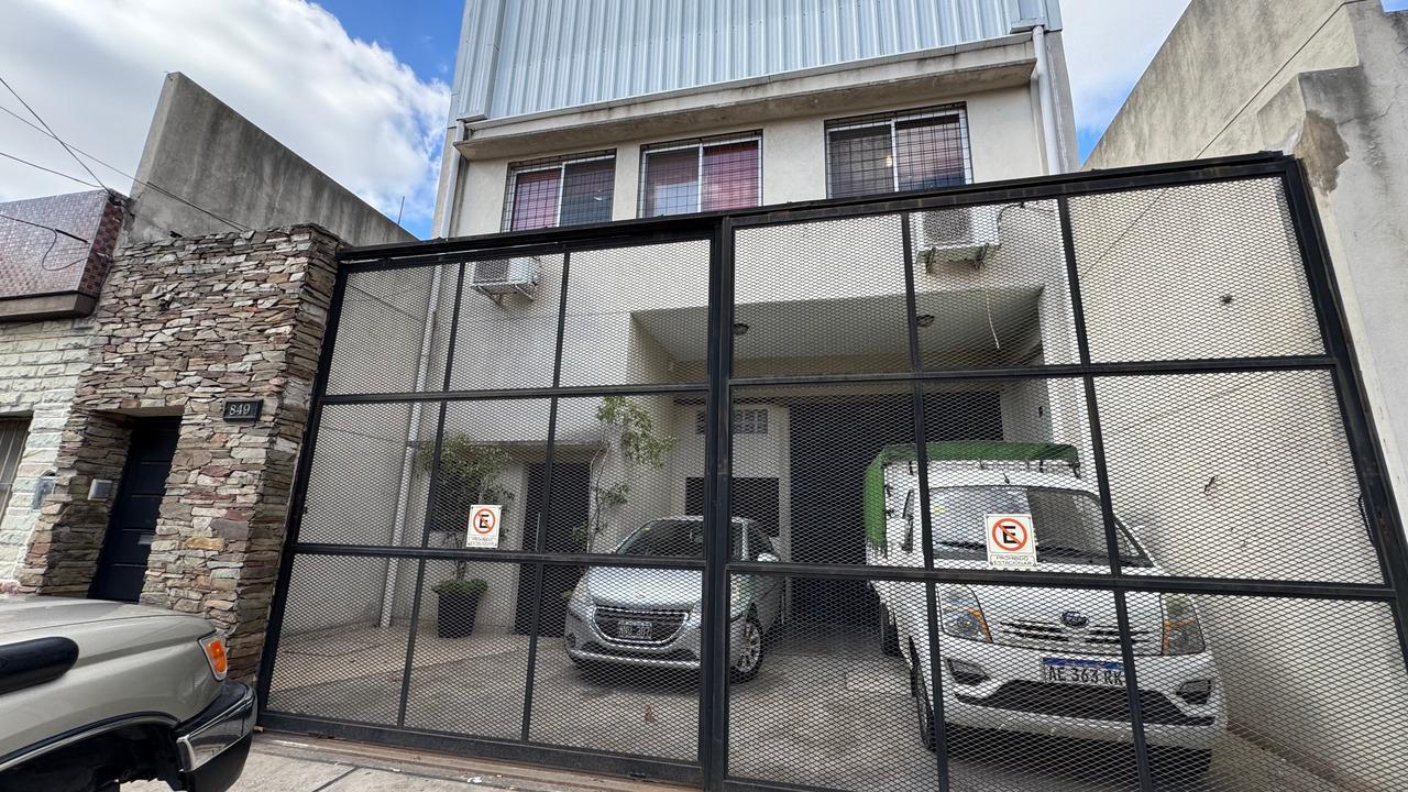 Foto de Galpón en Venta en San Martin con Oficinas, imagen 5