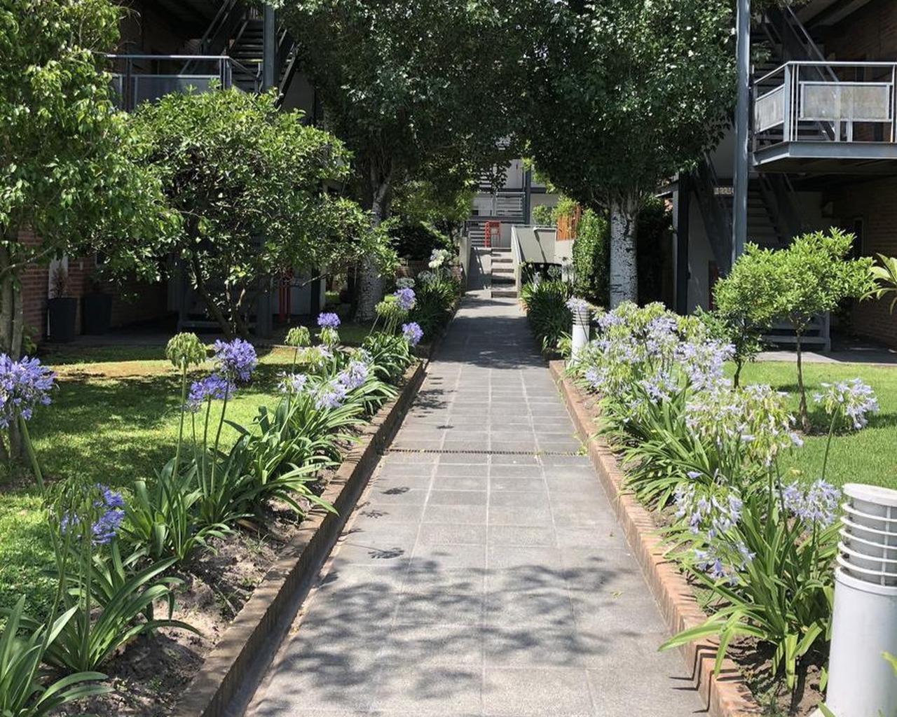 Foto de VENTA!! Luminoso departamento 2 ambientes Barrio Las Mercedes - Pilar, imagen 5