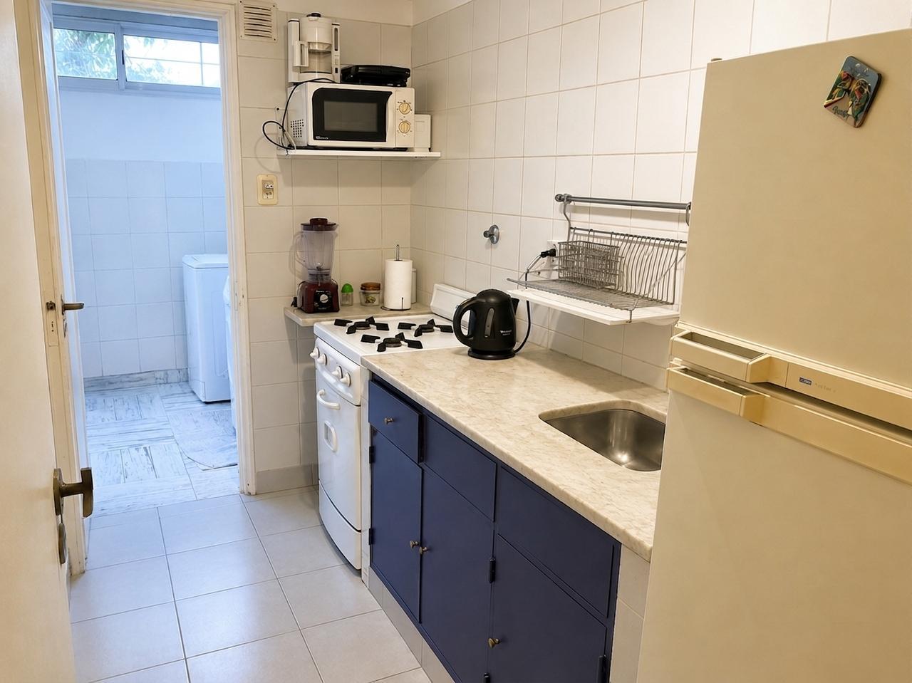 Foto de Venta de Departamento de un ambiente divisible con patio en Almagro, imagen 3