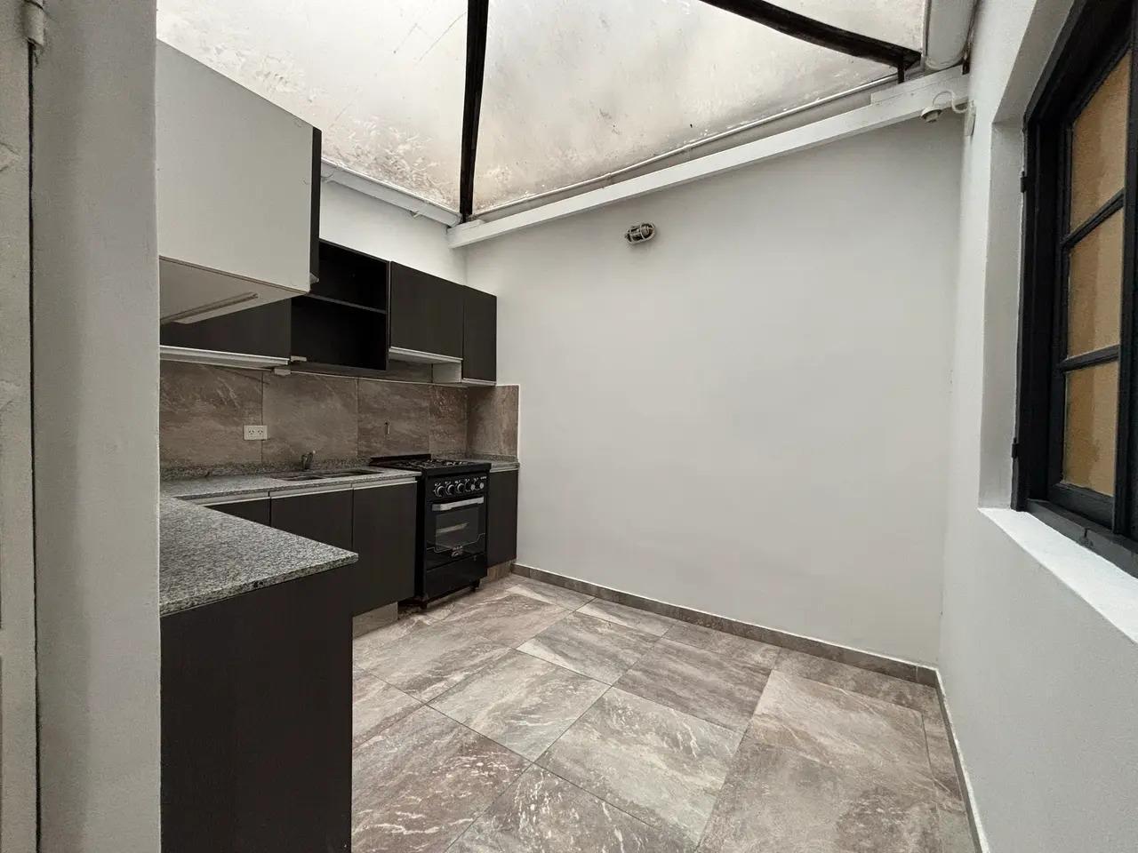 Foto de VENTA PH 2 AMBIENTES EN PARQUE CHAS, imagen 4