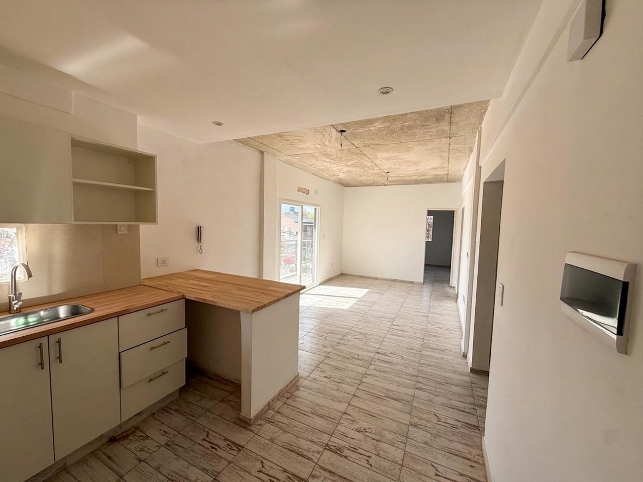 Foto de Departamento en Alquiler en Pilar 2 Ambientes con Balcón, imagen 1