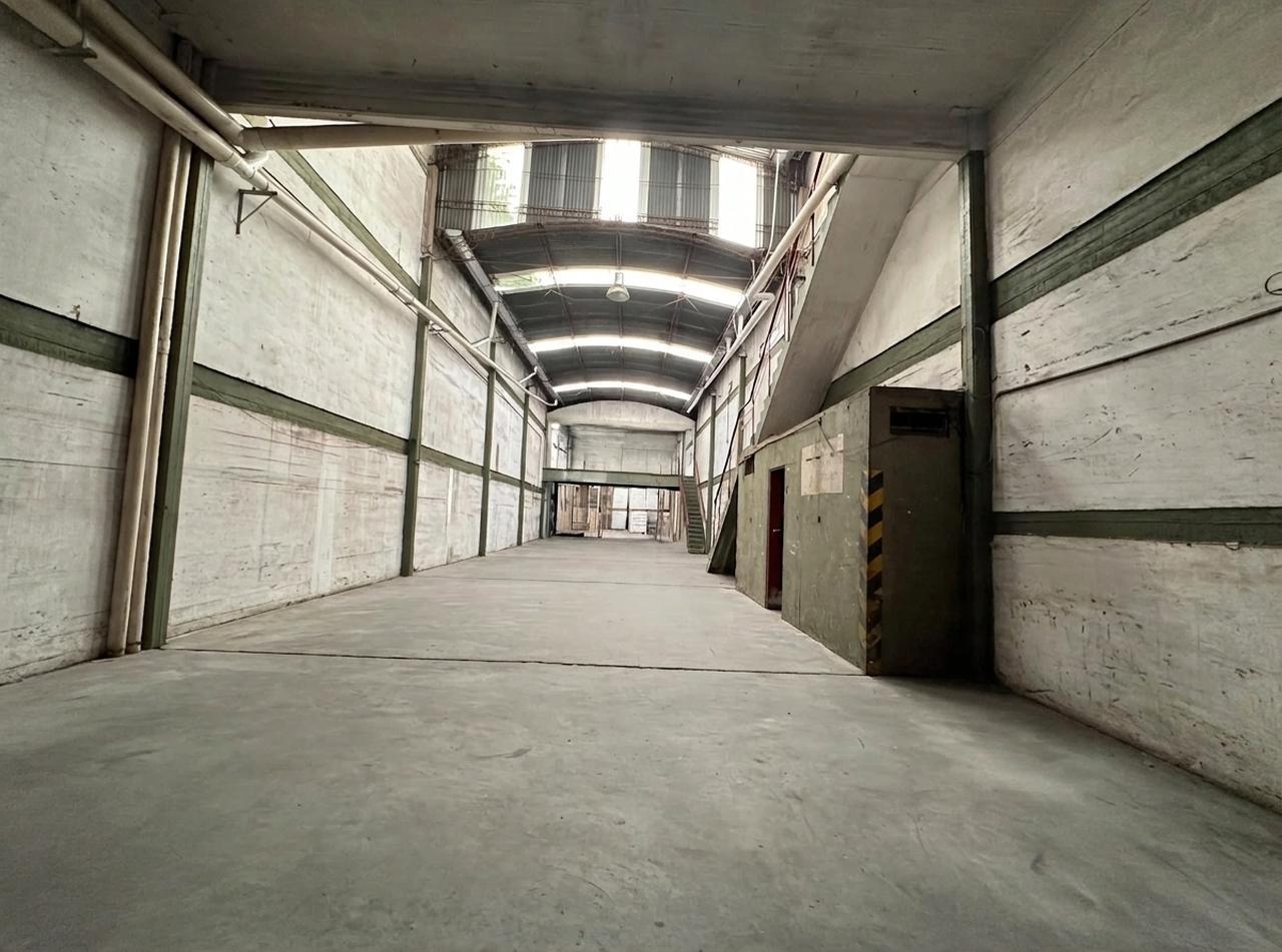Foto de Alquiler Galpón Industrial 500 m² | Oficinas | Portón Industrial |, imagen 1