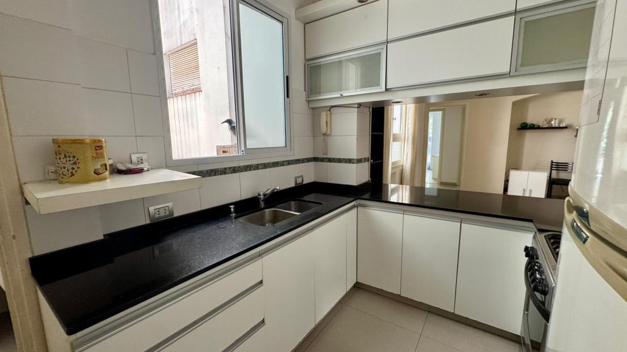 Foto de Venta de departamento de 3 ambientes con dependencia. Reciclado, imagen 5