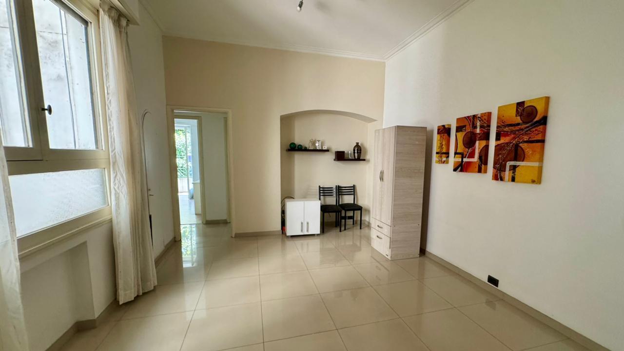 Foto de Venta de departamento de 3 ambientes con dependencia. Reciclado, imagen 4