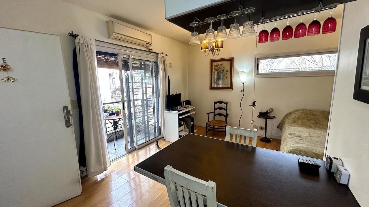 Foto de Venta Departamento Monoambiente Floresta con Pileta y Parrilla, imagen 4