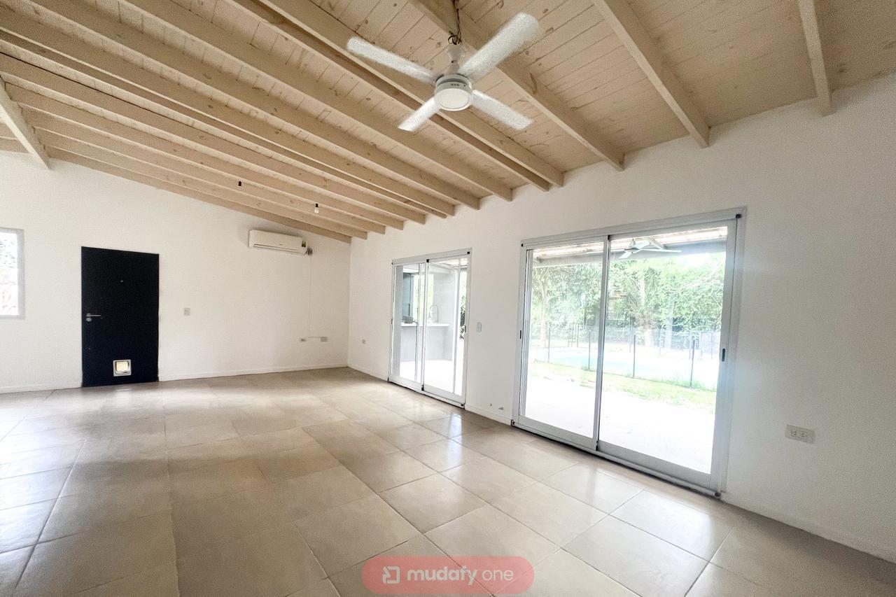 Foto de Alquiler de casa, 4 ambientes en Santa María del Pilar. Gran lote, imagen 3