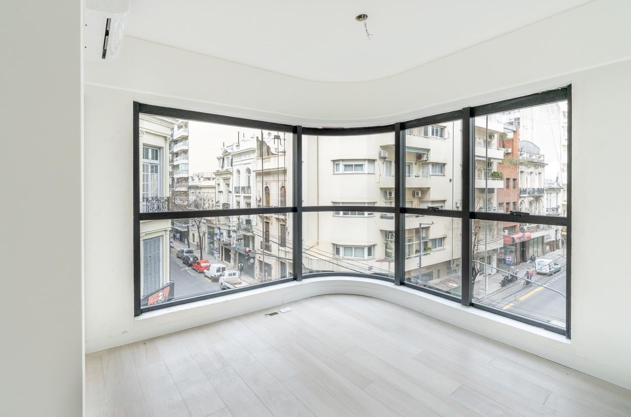 Foto de Venta Departamento dos ambientes en mejor zona de Recoleta, imagen 1