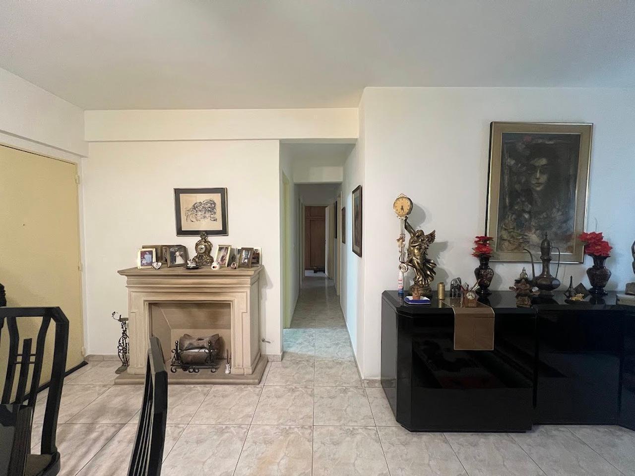Foto de VENTA DEPARTAMENTO 4 AMBIENTES CON 2 PATIOS VILLA CRESPO APTO, imagen 3