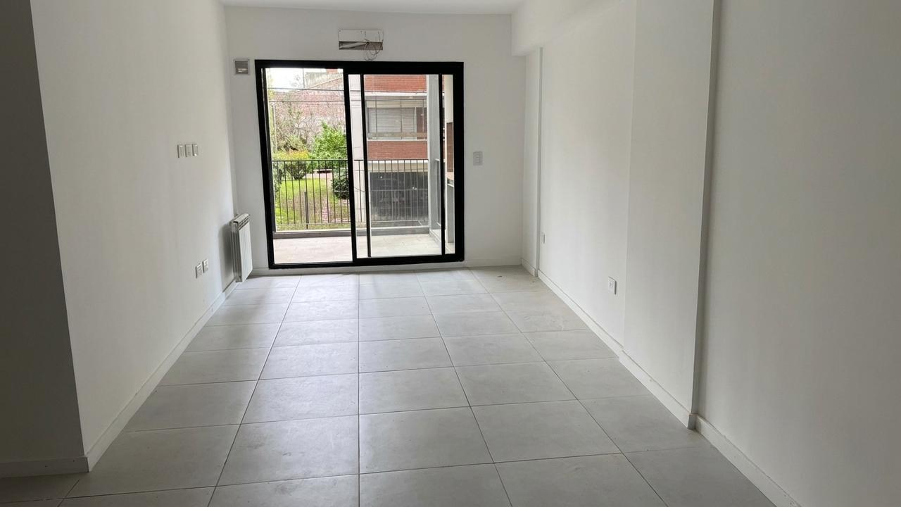 Foto de Venta Departamento a estrenar 4 ambientes con cochera Parque Chacabuco, imagen 3