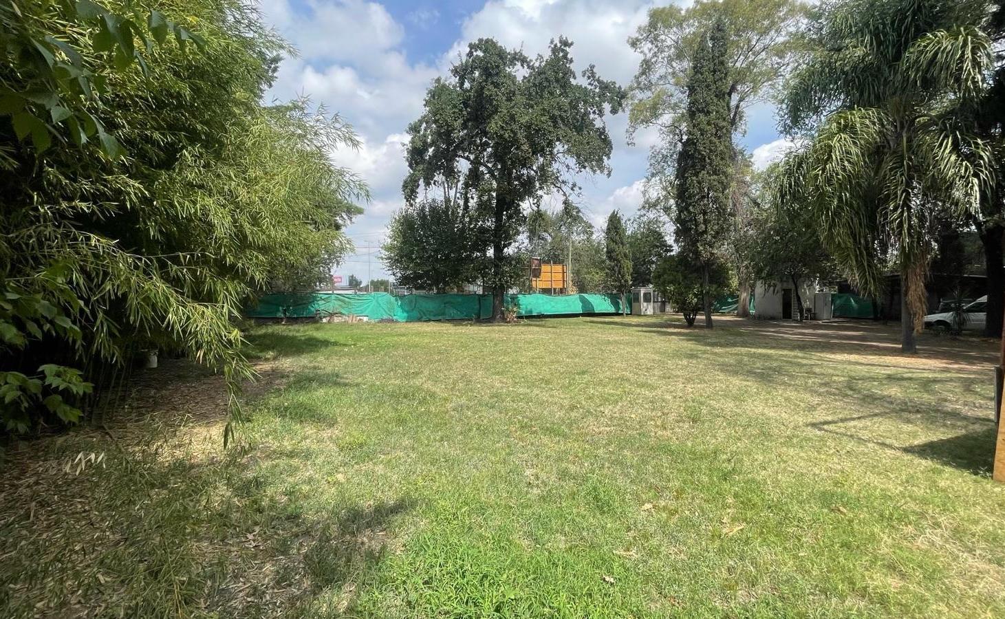 Terreno en Villa Gobernador Udaondo