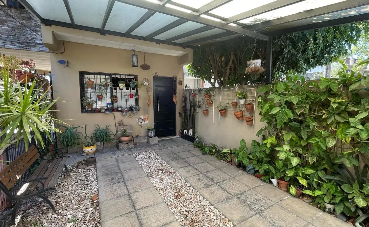 PH Duplex al frente con cochera de 4 ambientes en Ituzaingo Norte. 3