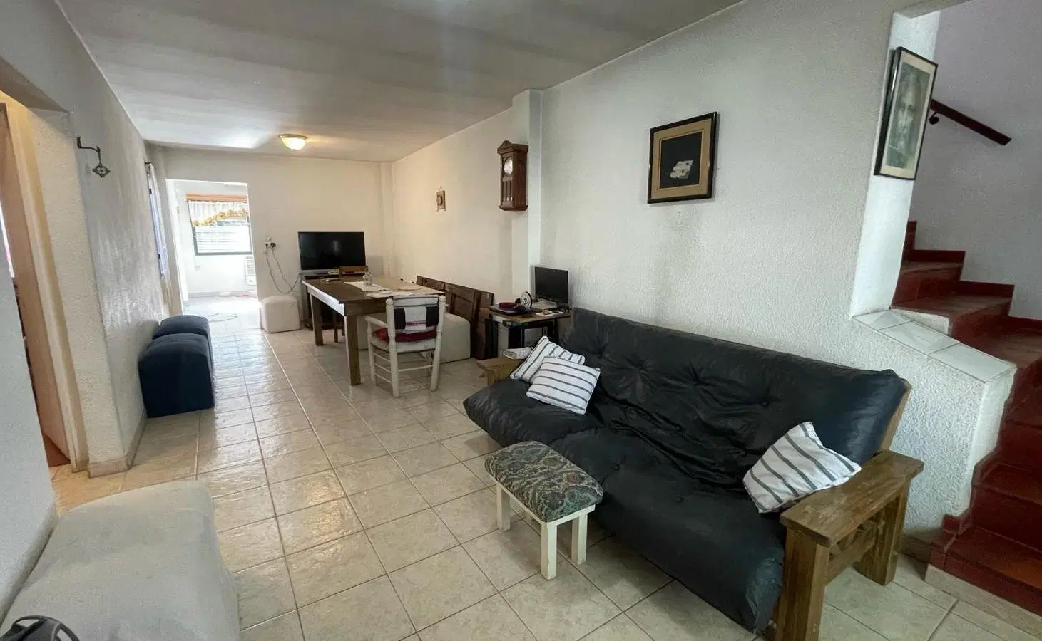 venta de casa 4 ambientes, 3 dormitorios, con jardin y parque en Castelar sur 4