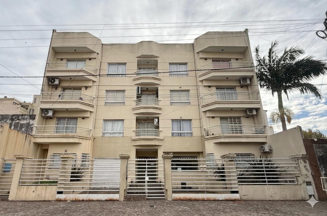 Departamento en San justo Centro - 2 ambientes - balcón - Terraza - Parrilla -