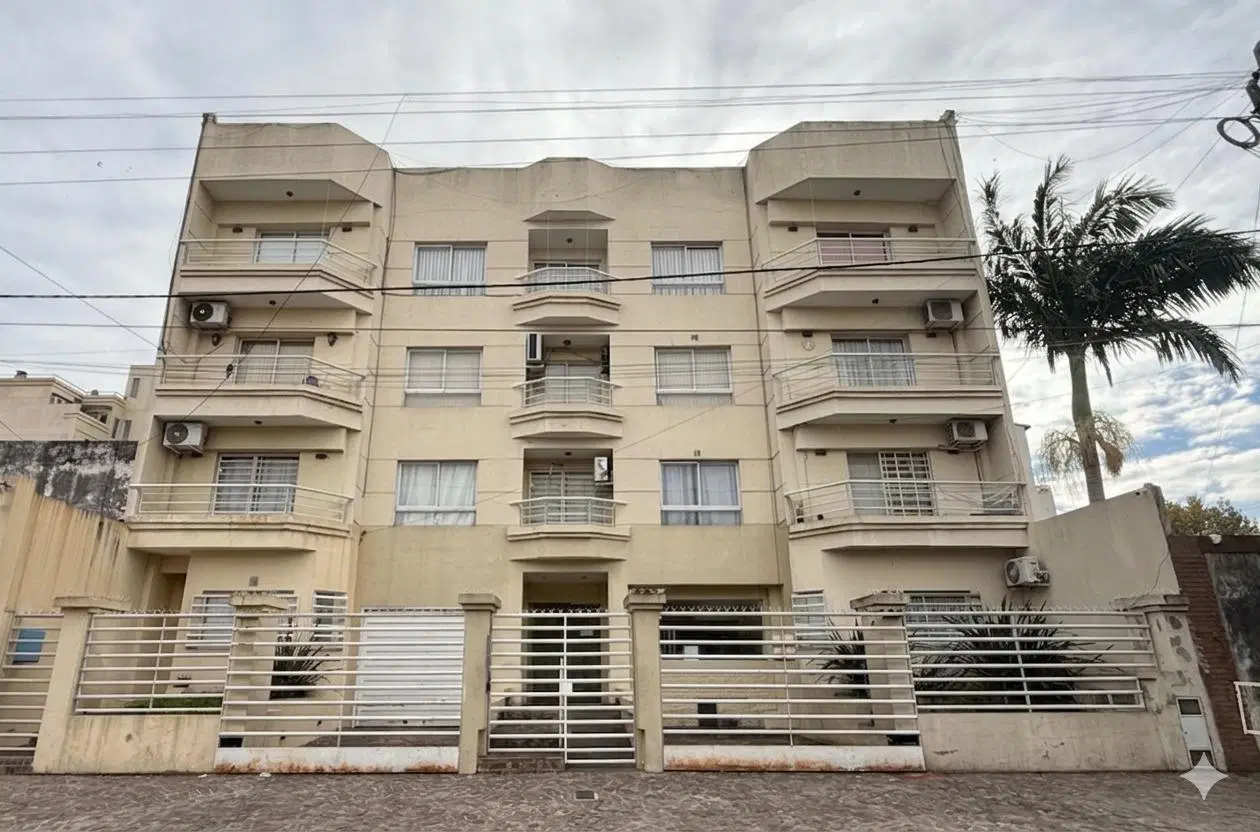 Departamento en San justo Centro - 2 ambientes - balcón - Terraza - Parrilla - 5
