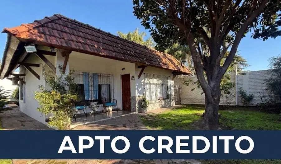 Casa en Villa Gobernador Udaondo - APTO CREDITO - 3 Amb - Pileta - Parrilla - Patio - 4