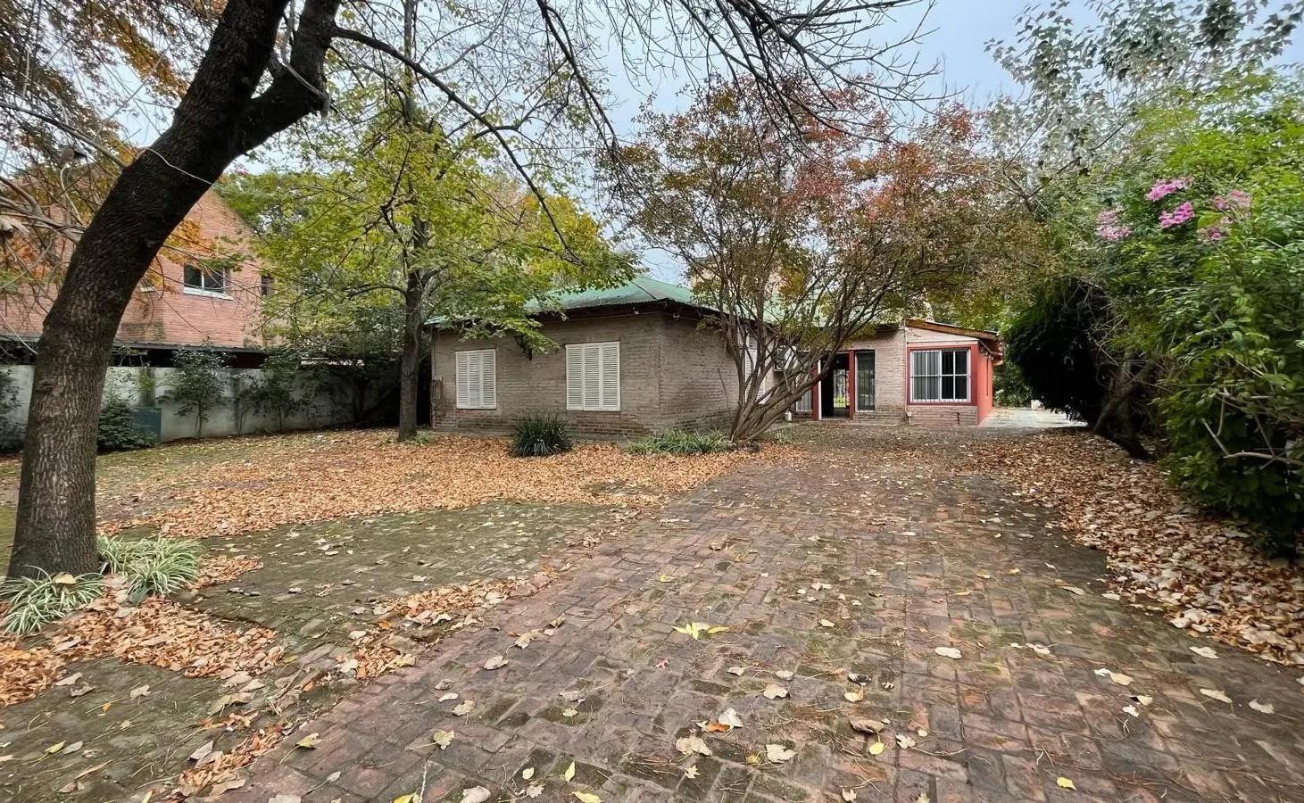 Casa en Barrio Parque Leloir 2
