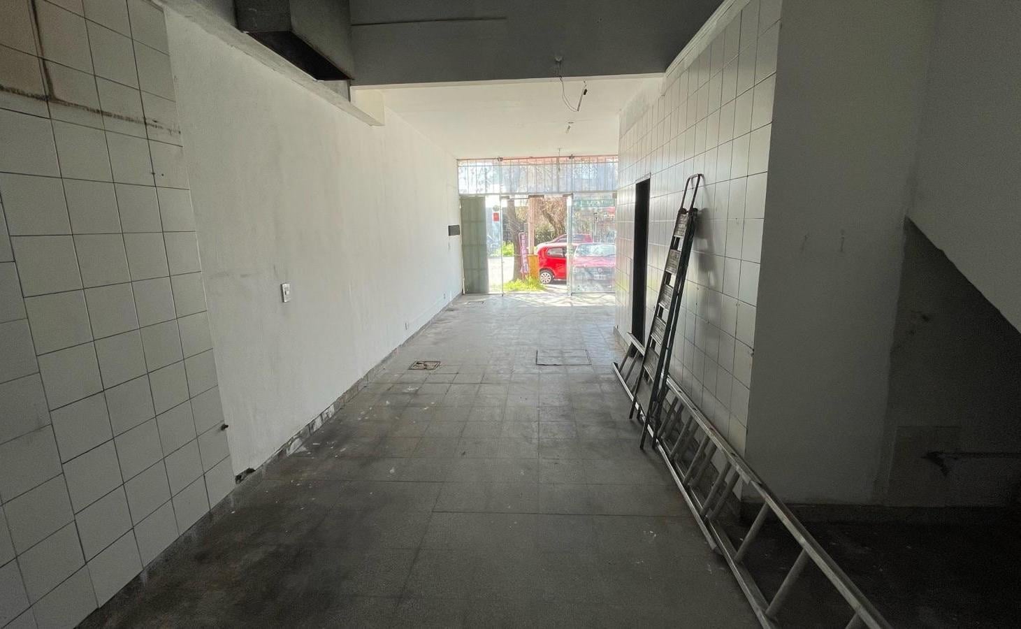 Foto de Local Comercial en alquiler Castelar, imagen 5