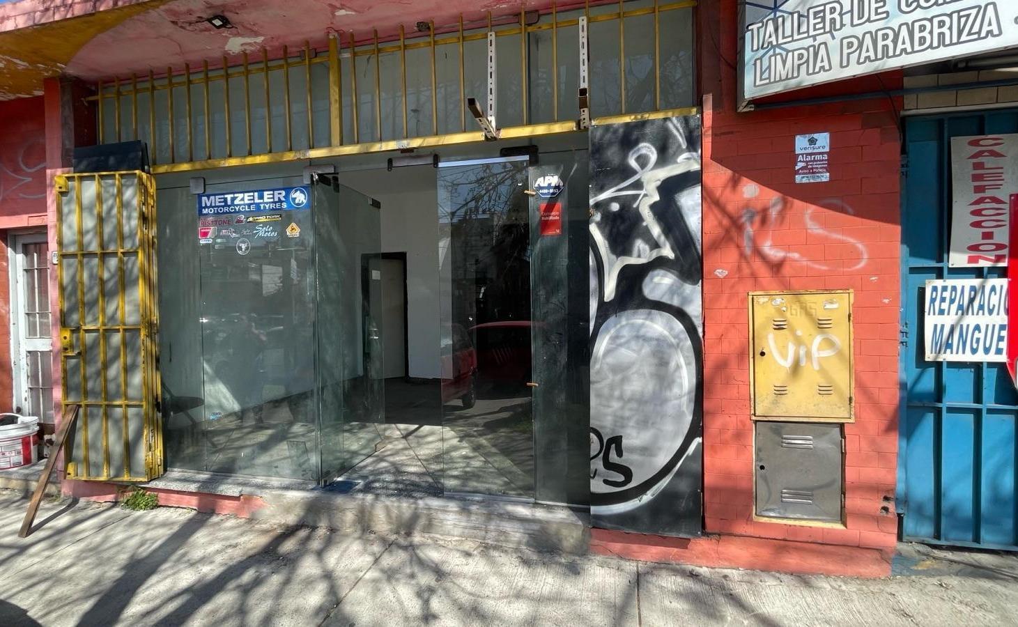 Foto de Local Comercial en alquiler Castelar, imagen 1