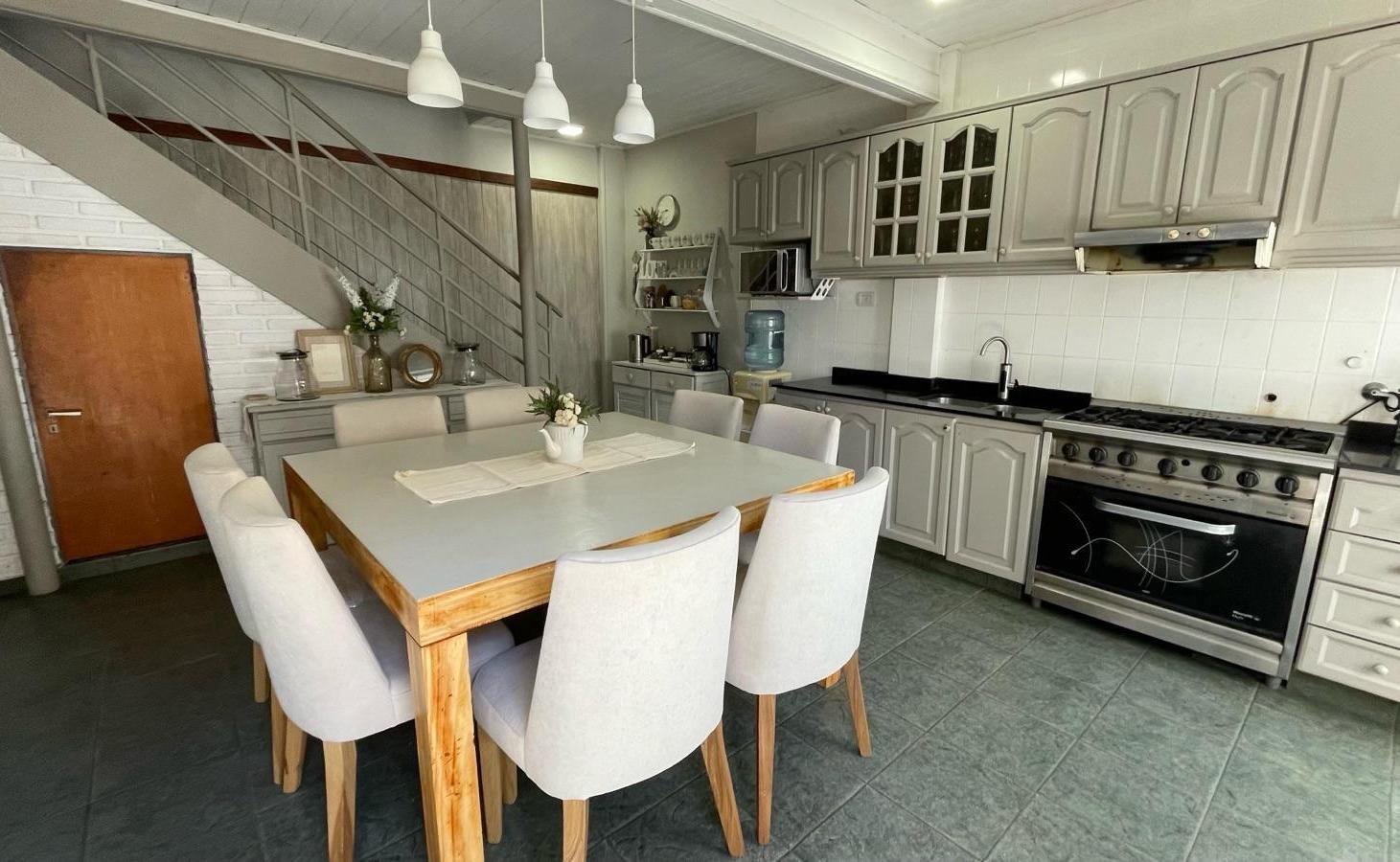 Foto de casa en venta ideal 2 familias, castelar apto credito, imagen 1