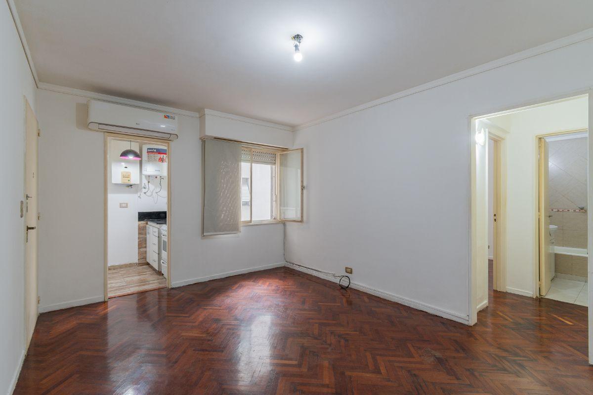 Foto de VENTA DEPARTAMENTO 2 AMBIENTES. SENILLOSA 200. CABALLITO, imagen 2