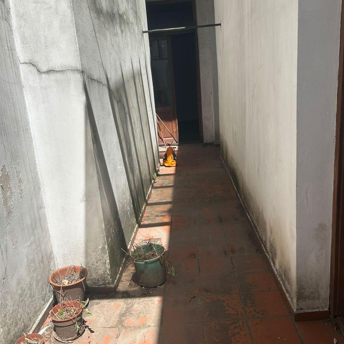 Se Vende PH a Refaccionar en Barracas 5