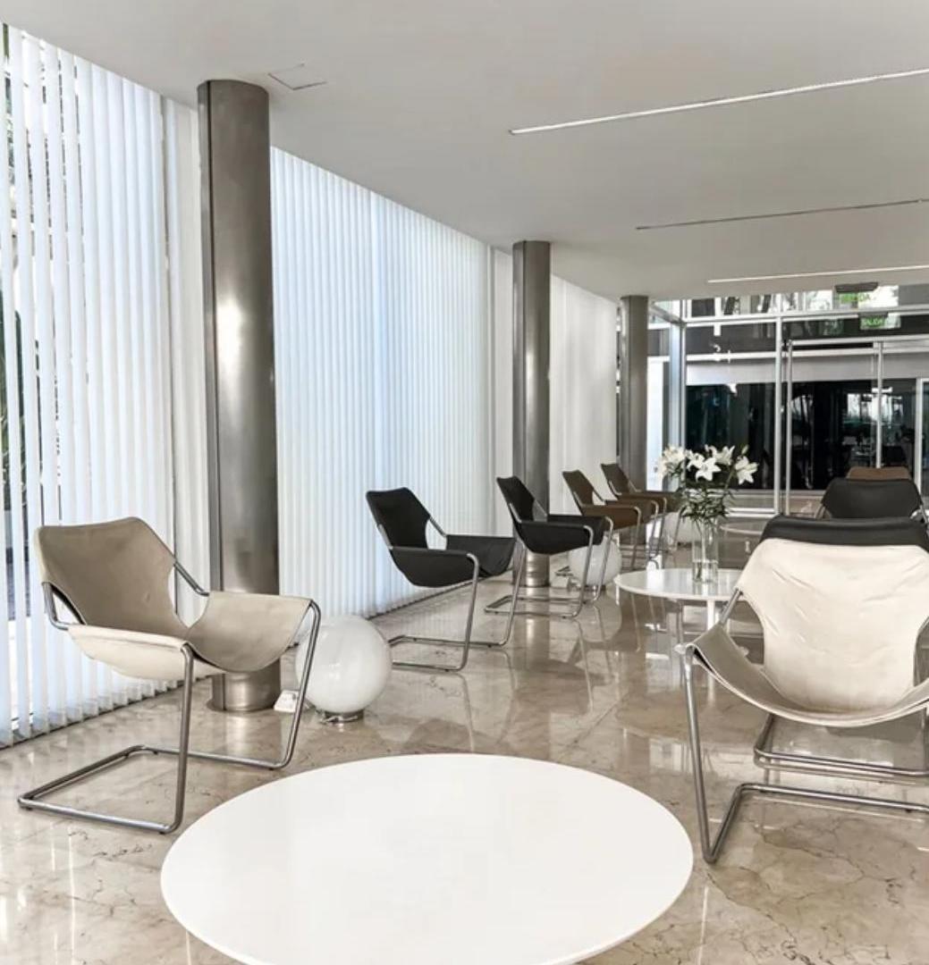 Foto de Amplio departamento en alquiler de 2 ambientes en Caballito con balcón, imagen 2