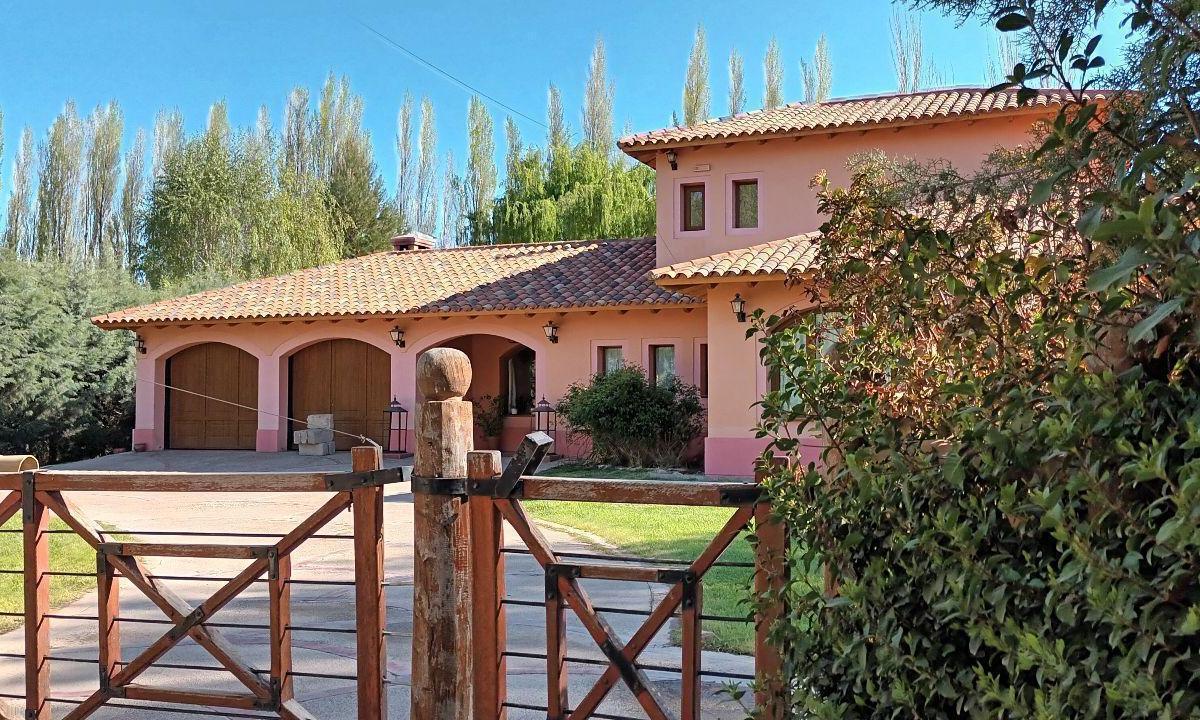 Casa en Cipolletti 5