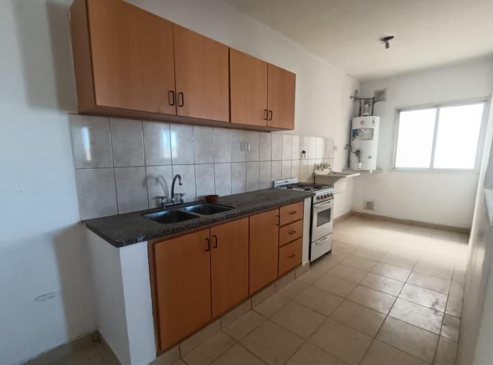 En venta Departamento 2 dormitorios en plottier 4