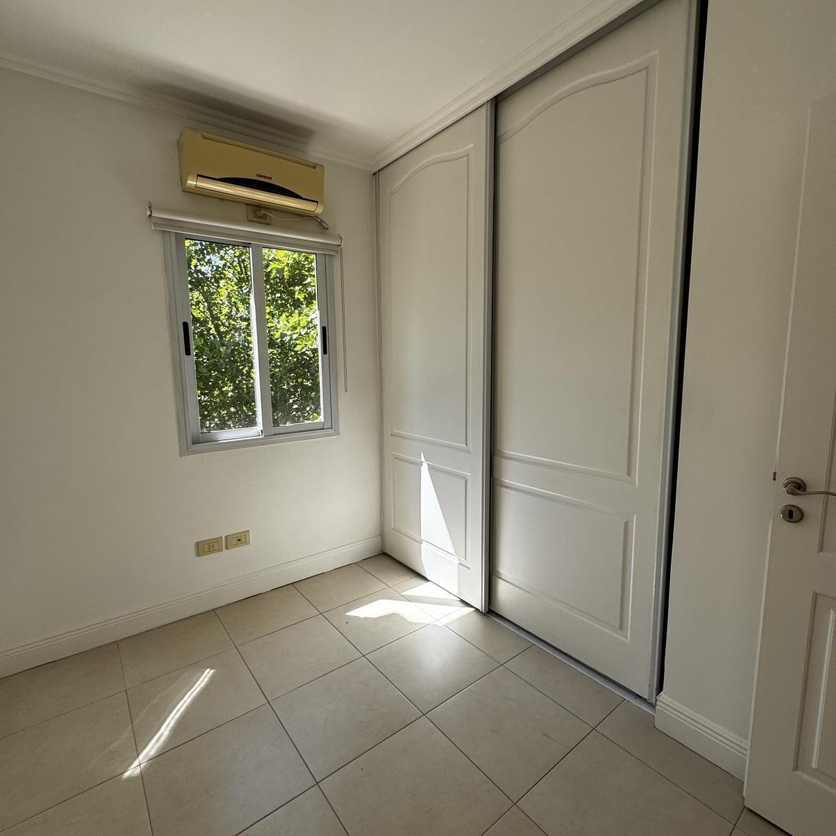 Departamento en Venta en Monte Grande 4