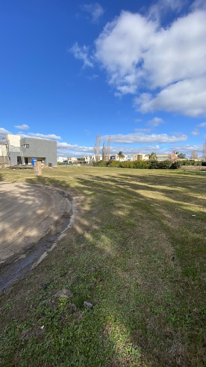 Venta de Lote en Barrio El Rebenque