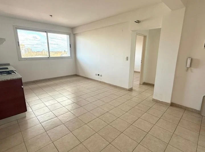 Alquiler | Departamento 2 Ambientes con Cochera en Edificio Miradores de Duclout – Monte Grande 4