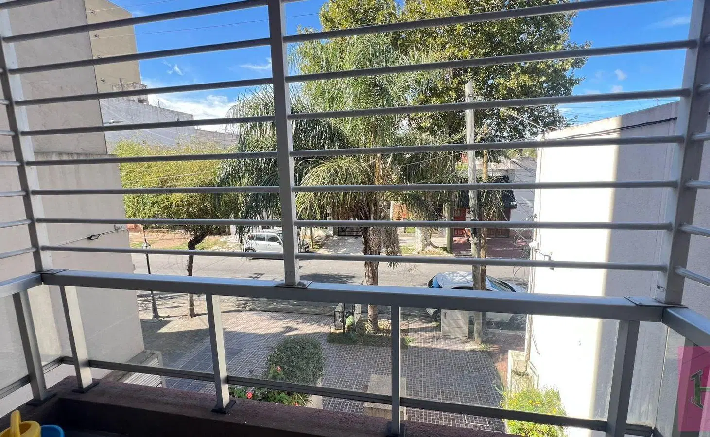 VENTA 2 AMBIENTES COCHERA LANUS OESTE 3