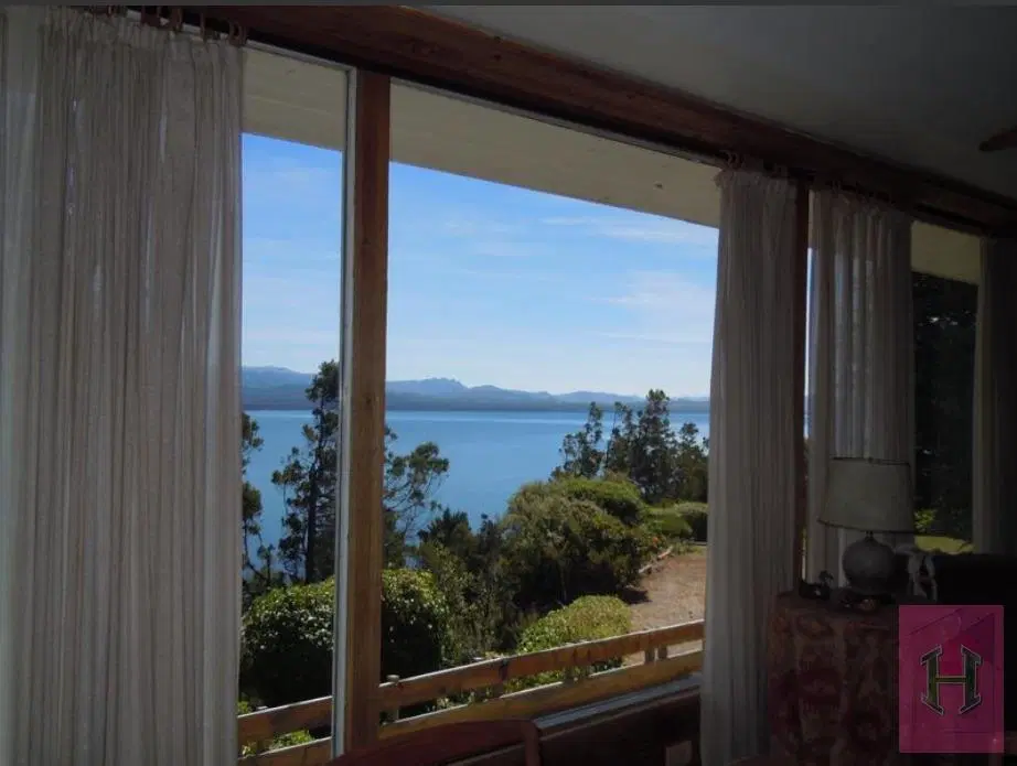 VENTA | Importante Fracción con Construcciones y Proyecto Aprobado en Bariloche – Vista al Lago Nahu 4