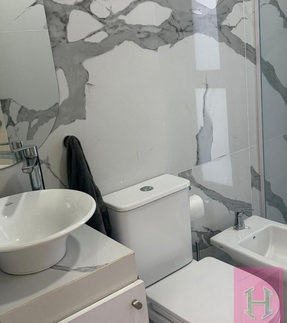 Foto de ALQUILER | Moderna Casa de 4 Ambientes con Pileta y Parrilla, imagen 5
