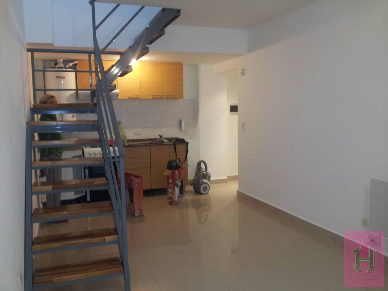 Foto de ALQUILER | Dúplex de 2 Ambientes con Excelente Equipamiento – Italiani, imagen 2